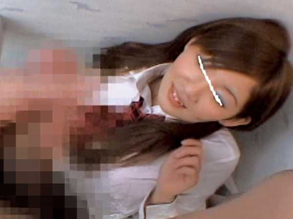 制服女子にぶっかけて汚す-6