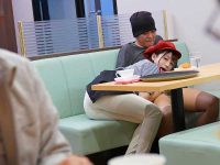 バレないように店内フェラ！精子が出るまでおちんちんをイジる小悪魔