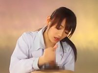 術後のチ〇ポを診る女医「ギンギンですね..」試しにしゃぶってみると口内発射【西野翔】