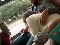 バスでこっそりフェラチオ「んっ..」音を立てないようにシコシコしてるといきなり口内発射