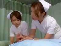 尿道結石治療フェラ手コキ！苦しむ患者を精子と一緒に石を出してあげる看護婦2人組
