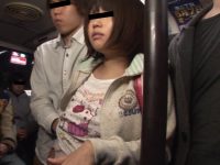 ○○生痴○バス ～怯えて声も出せない○○生に悪戯～